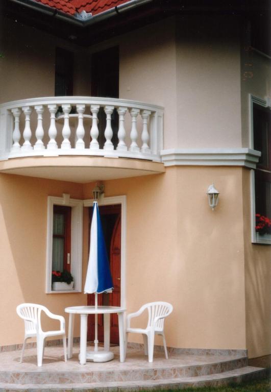 Dessewffy Guesthouse 자르마디 외부 사진