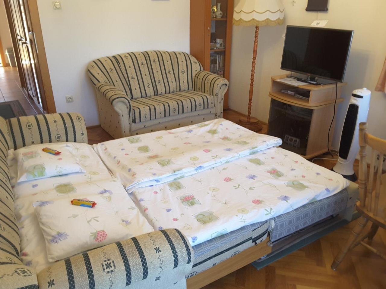Dessewffy Guesthouse 자르마디 외부 사진